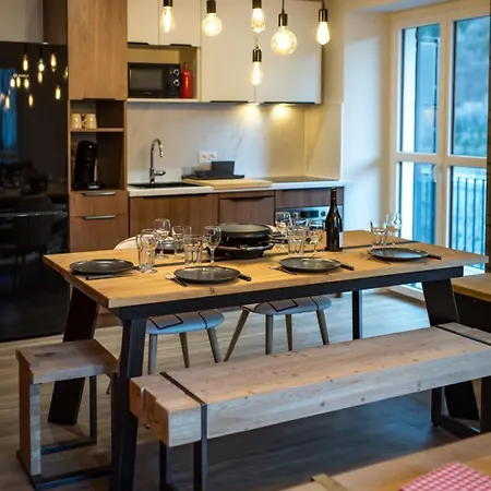 アパート The 2 Two 6-guest Apts 3 Valleys & Cycling Base オレル