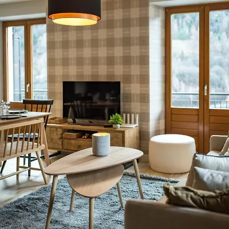 アパート The 2 Two 6-guest Apts 3 Valleys & Cycling Base